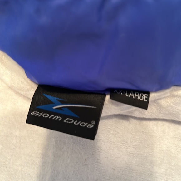 University of Delaware wind breaker jacket - Picture 4 of 5